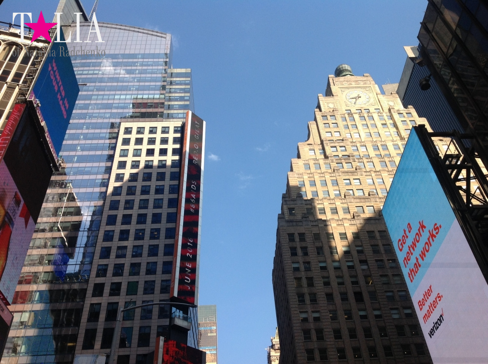 Моя йога на Таймс Сквер на фестивале йоги SolsticeTSq 2016